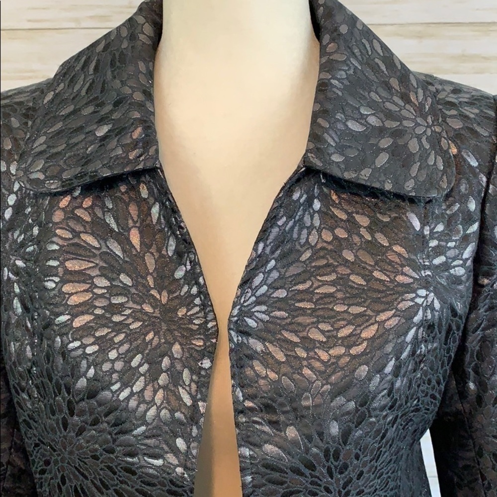 Tracy Porter Cropped Jacket - Picture 2 of 9